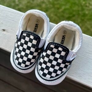 VANS - infant crib shoes size 2